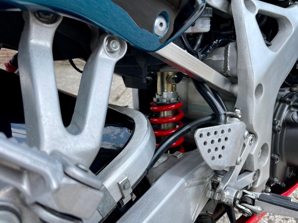 HONDA CBR900RR Fireblade