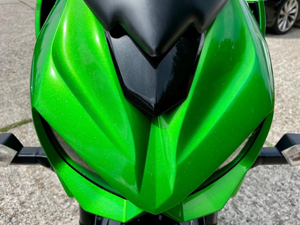 KAWASAKI ZR
