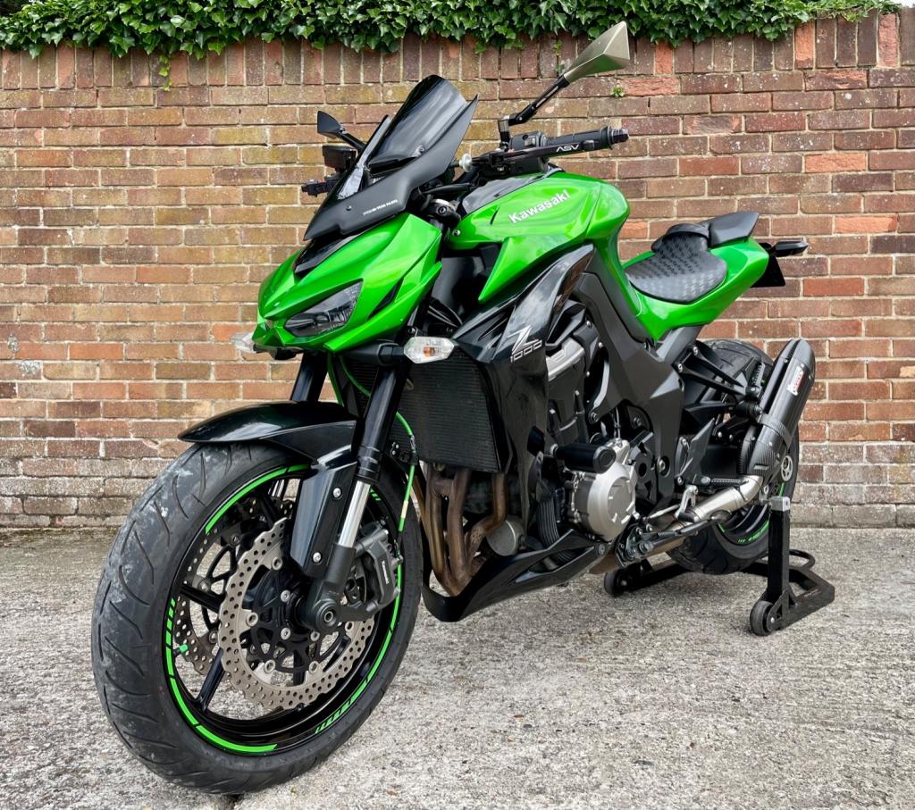 KAWASAKI ZR