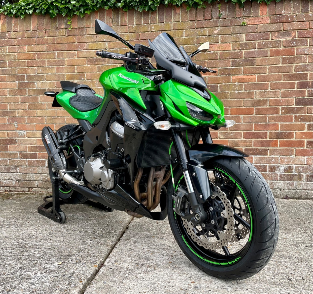 View KAWASAKI ZR 1000 FFF