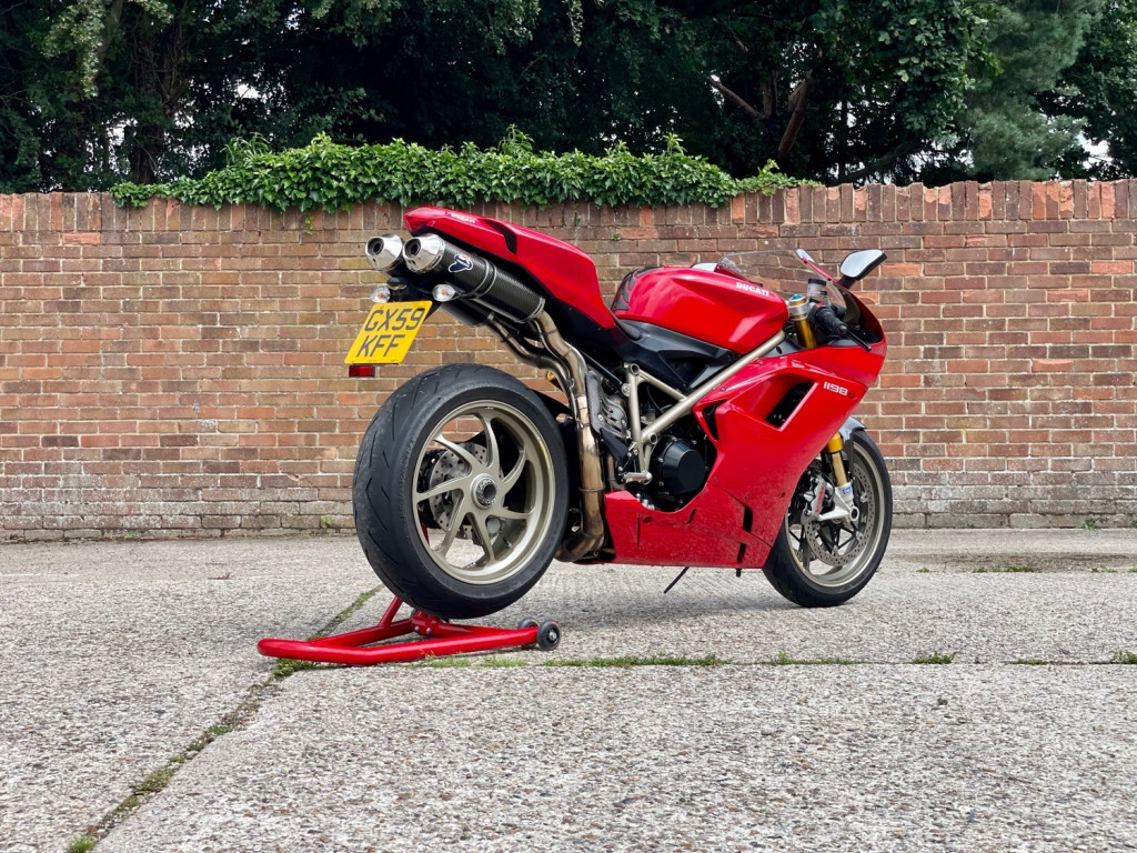 DUCATI 1198
