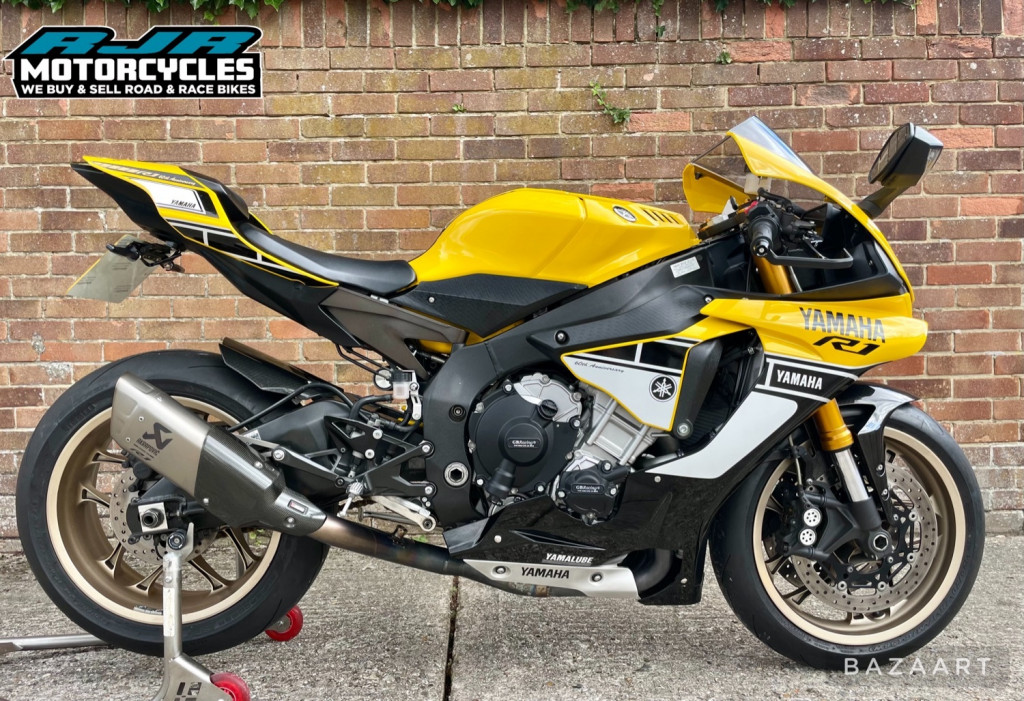 View YAMAHA R1 YZF