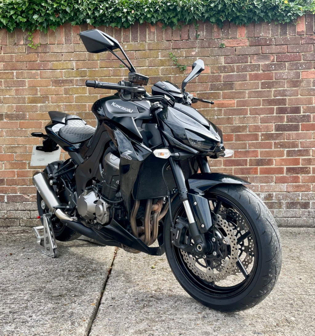 View KAWASAKI ZR 1000 FFF