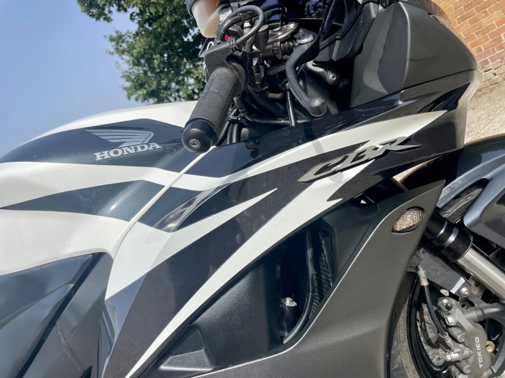 HONDA CBR