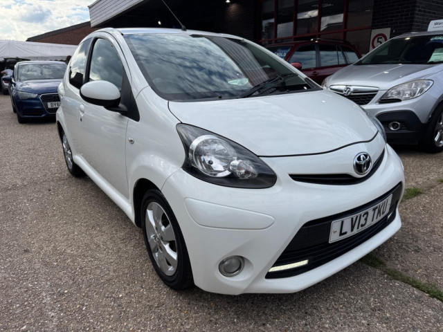 TOYOTA AYGO 1.0 VVT-i Fire