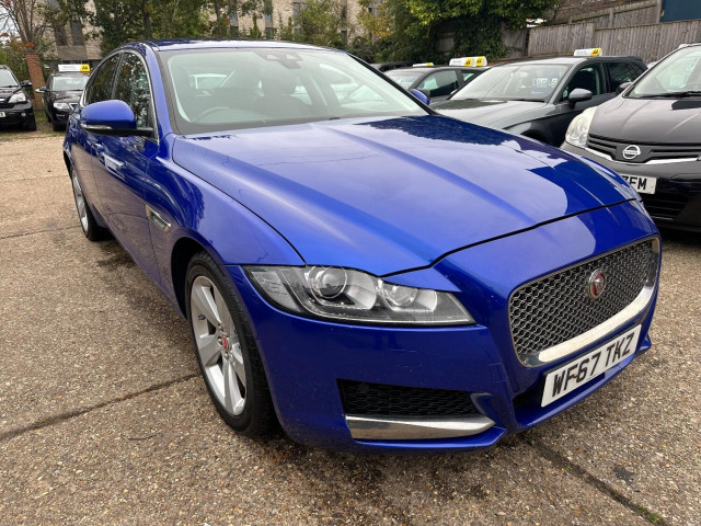 JAGUAR XF 2.0 d Portfolio