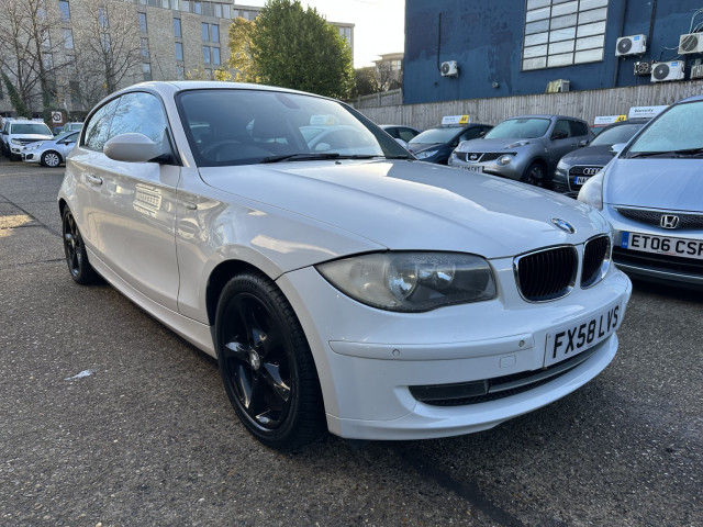 BMW 1 SERIES 2.0 118i SE 3 door