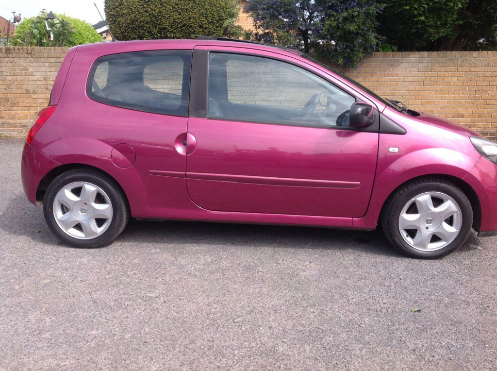 RENAULT TWINGO