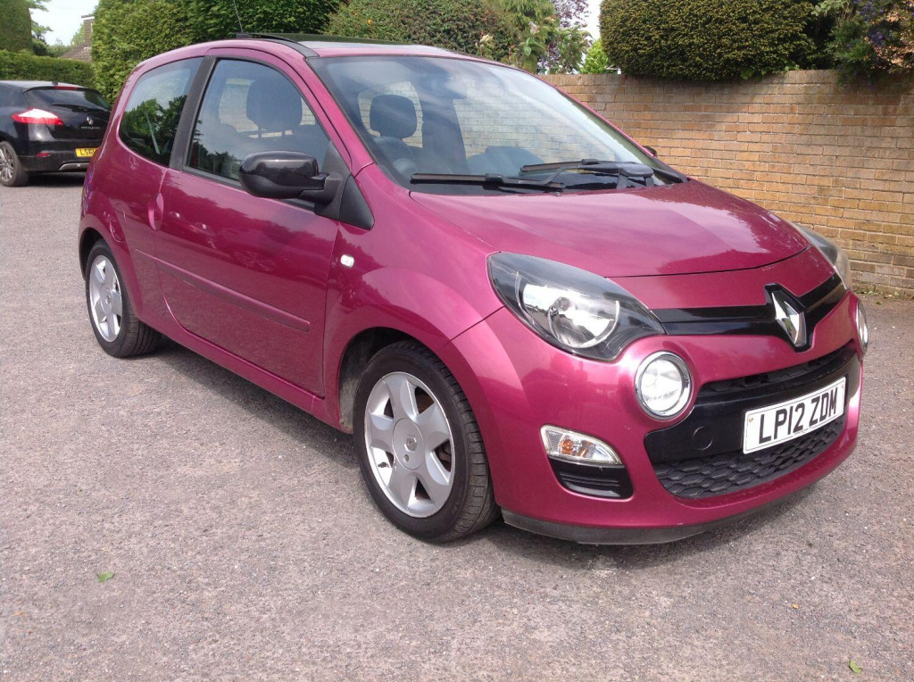 RENAULT TWINGO