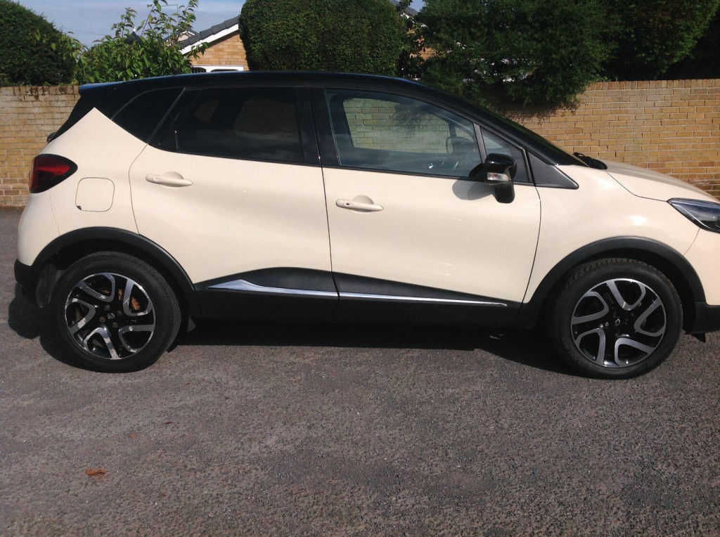 RENAULT CAPTUR