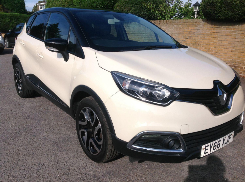 RENAULT CAPTUR