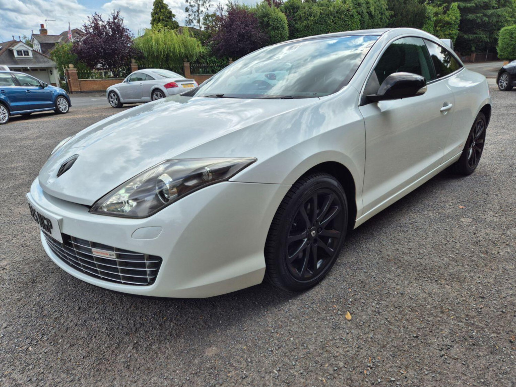 View RENAULT LAGUNA 2.0 dCi Monaco GP