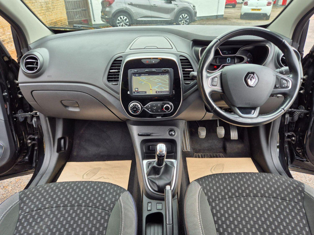 RENAULT CAPTUR