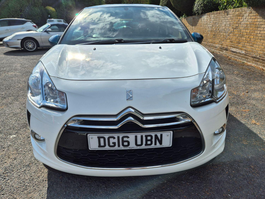 View DS AUTOMOBILES DS 3 1.2 PureTech DStyle
