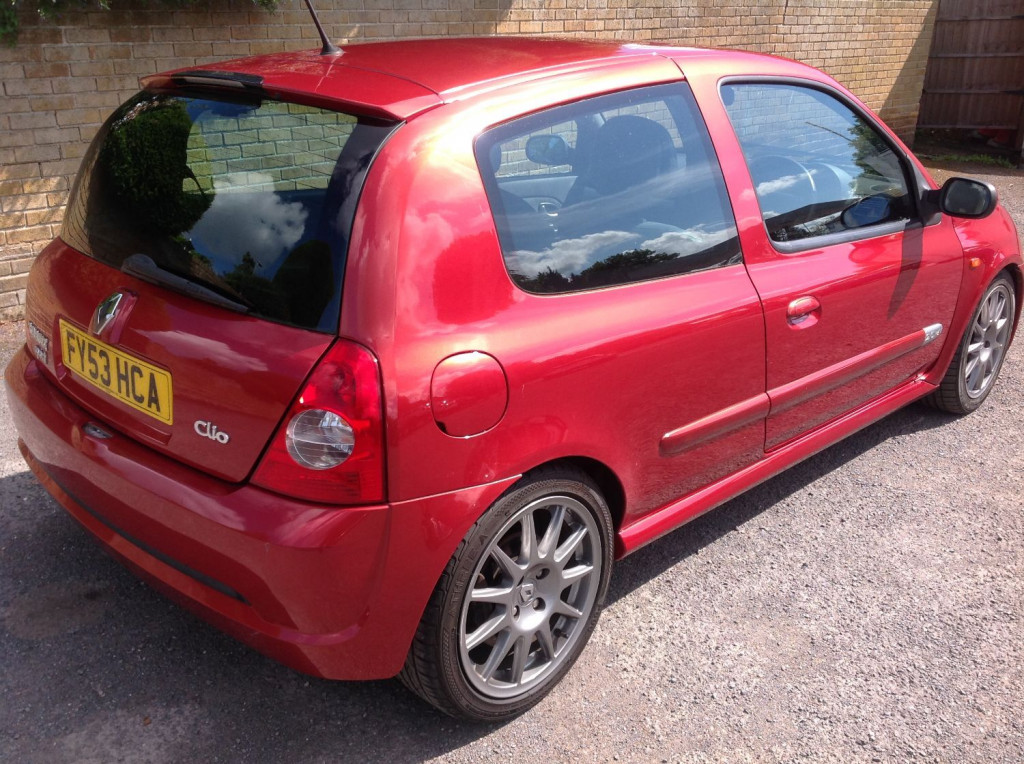 RENAULT CLIO
