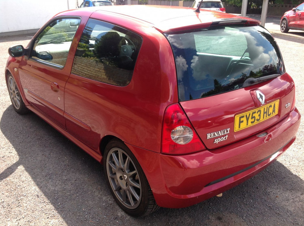 RENAULT CLIO