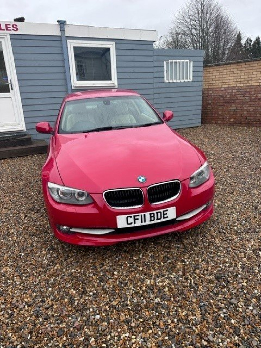 View BMW 3 SERIES 2.0 318i SE Coupe