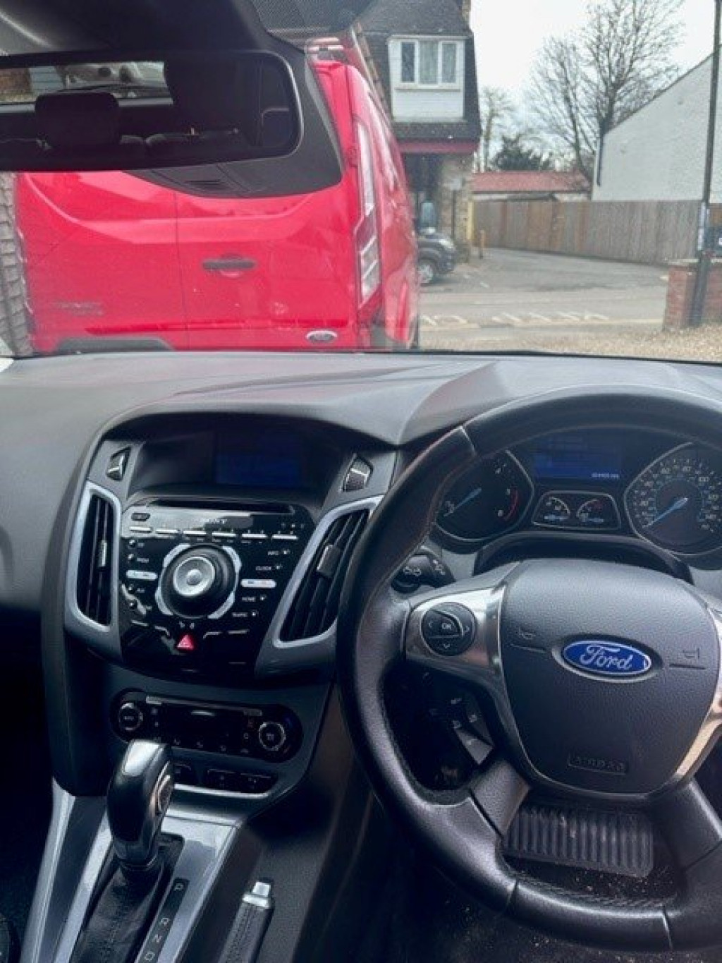 FORD FOCUS