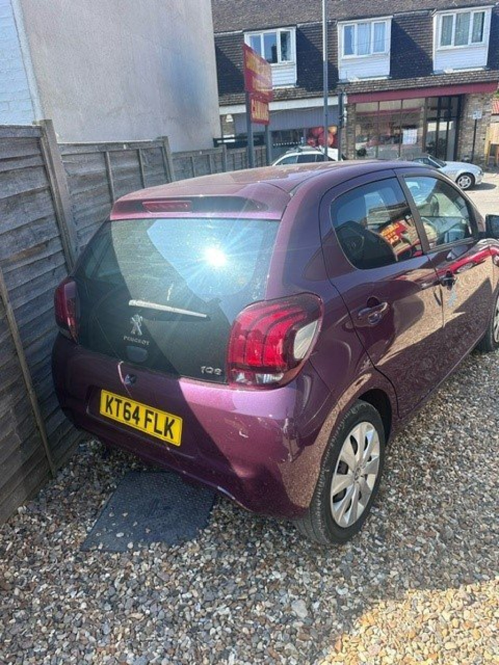 PEUGEOT 108