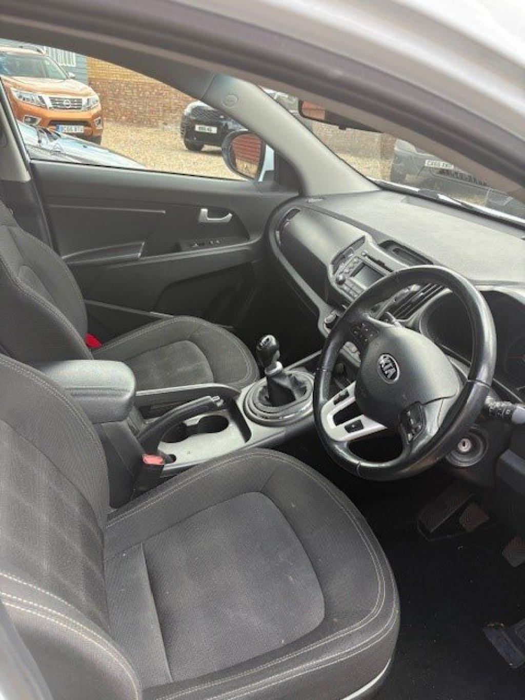 KIA SPORTAGE