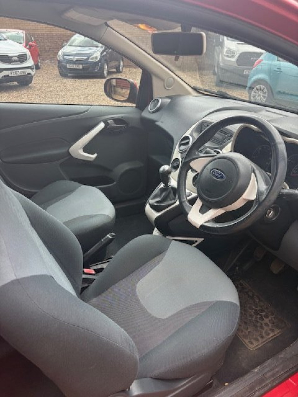 FORD KA