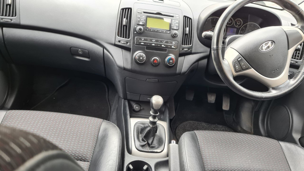 View HYUNDAI I30 Style