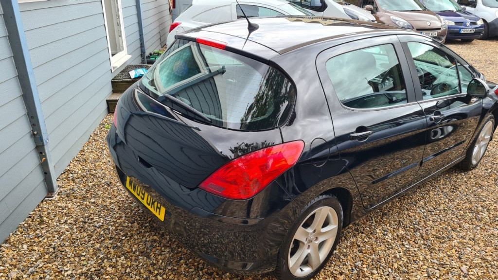 View PEUGEOT 308 SPORT