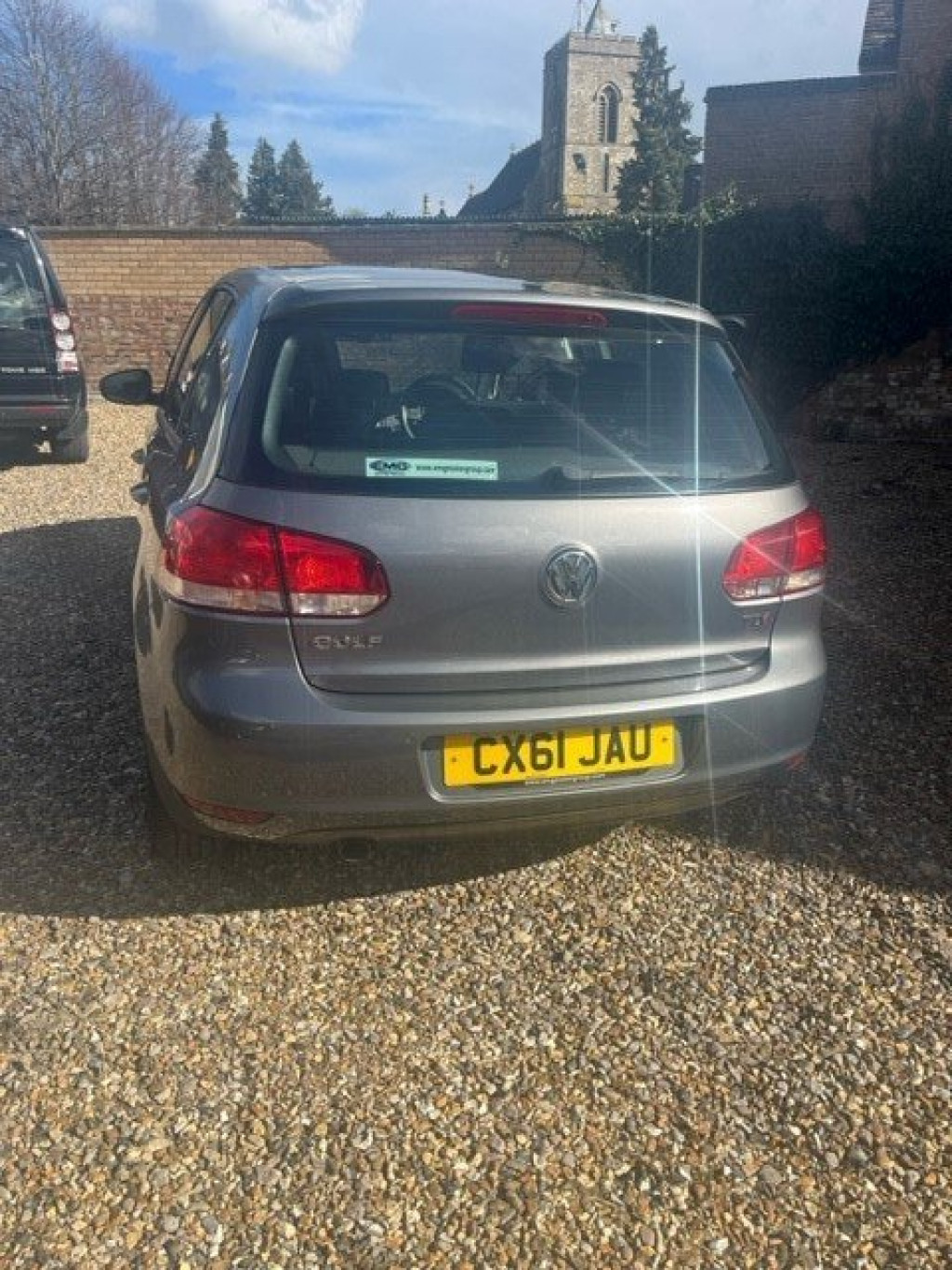 VOLKSWAGEN GOLF