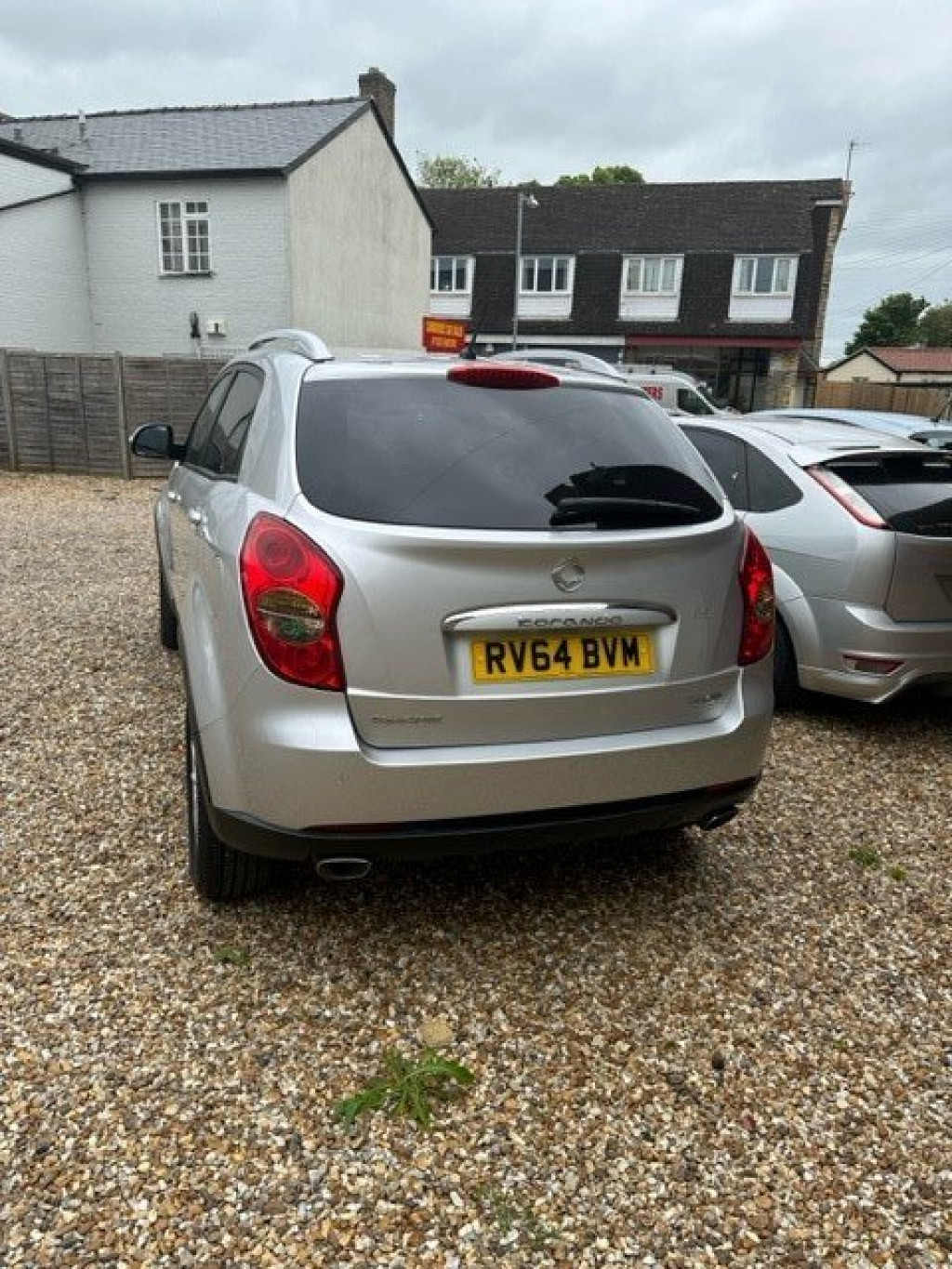 View SSANGYONG KORANDO ES