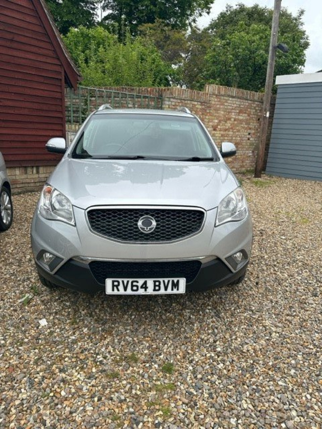 View SSANGYONG KORANDO ES