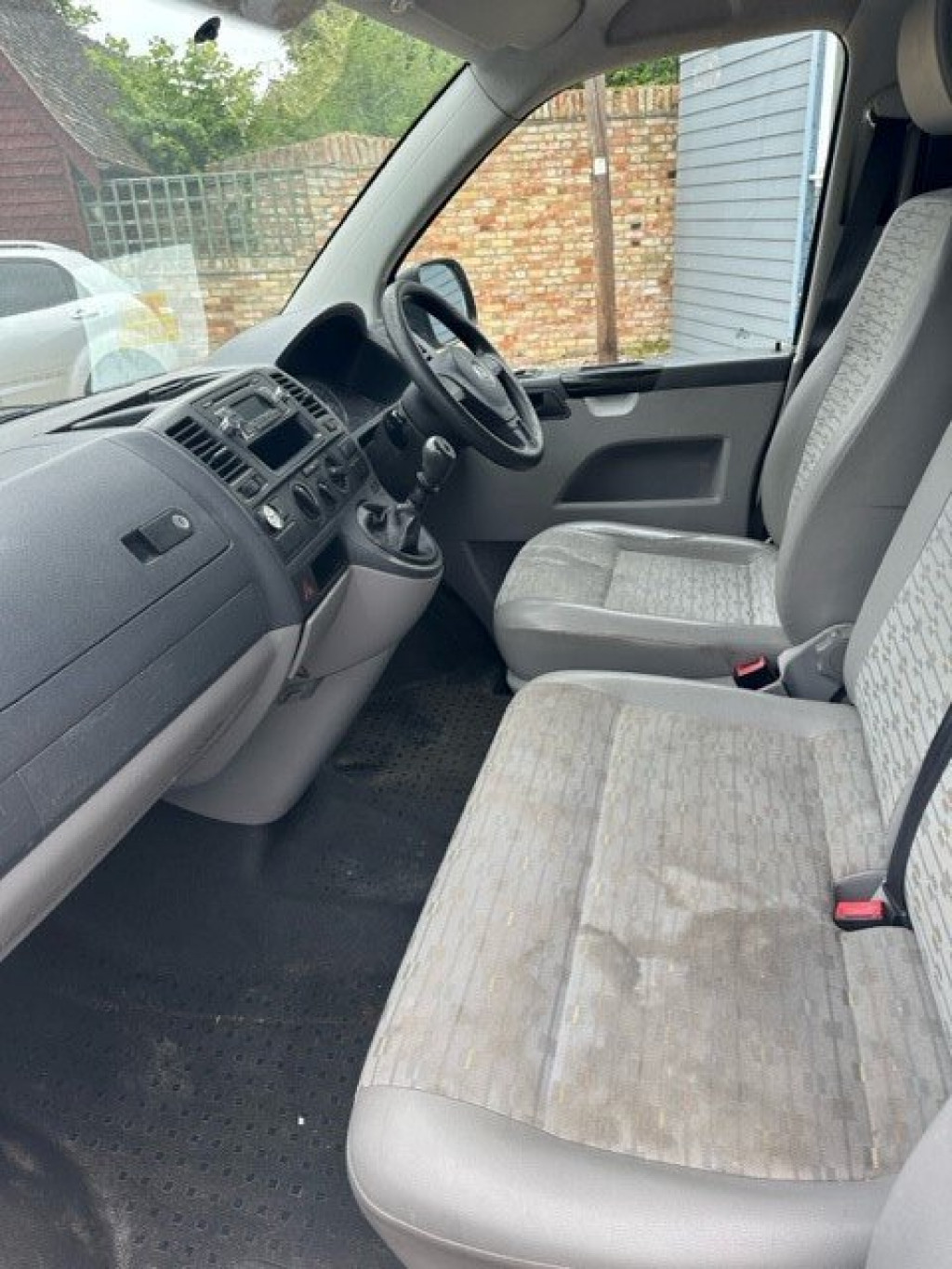 VOLKSWAGEN TRANSPORTER