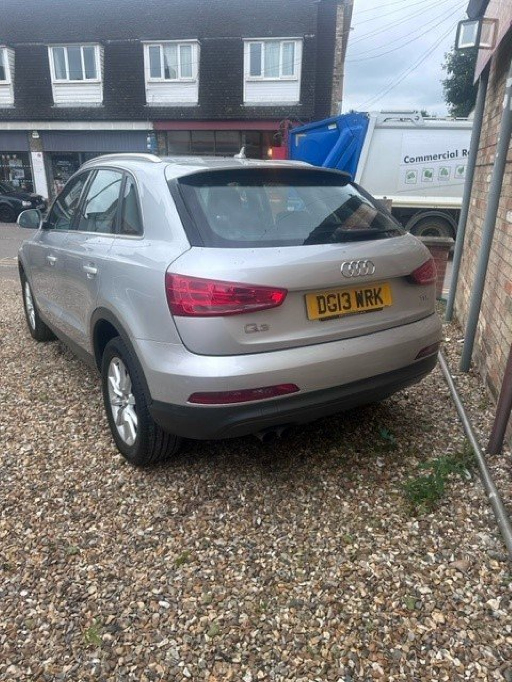 AUDI Q3