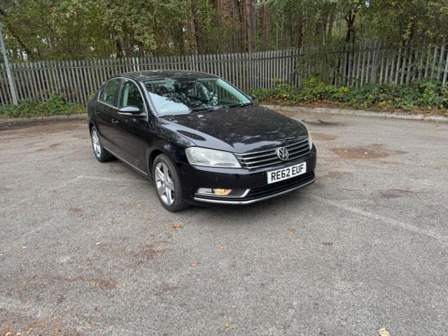 VOLKSWAGEN PASSAT 2.0 TDI BlueMotion Tech SE DSG Euro 5 (s/s) 4dr