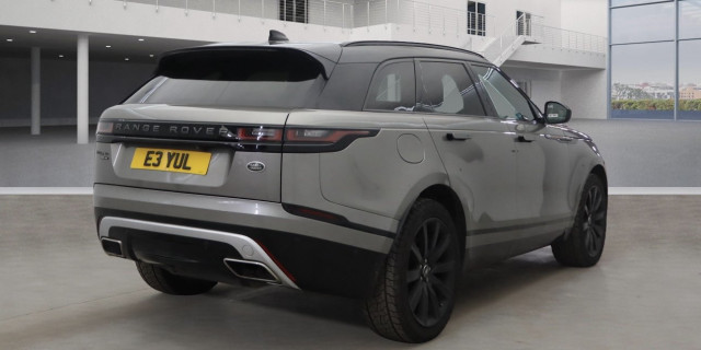 LAND ROVER RANGE ROVER VELAR 3.0 SD6 V6 R-Dynamic HSE