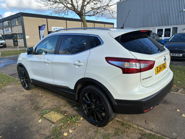 NISSAN QASHQAI 1.6 dCi Tekna