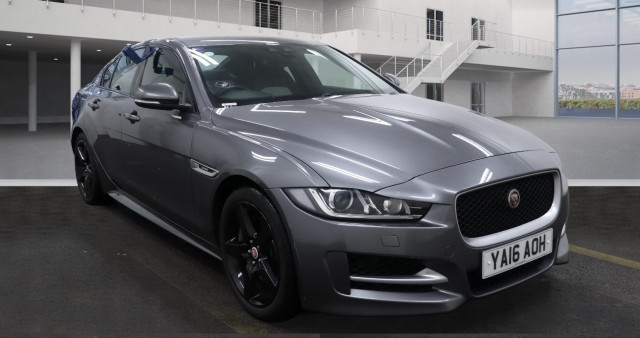 JAGUAR XE 2.0 GTDi R-Sport
