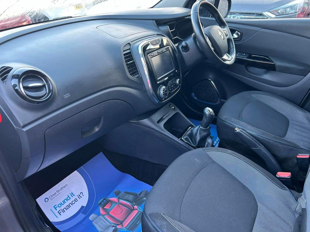 RENAULT CAPTUR