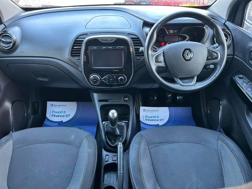 RENAULT CAPTUR