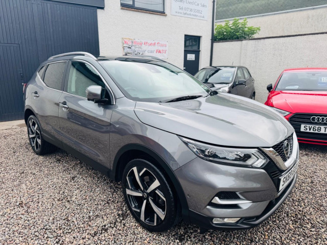 NISSAN QASHQAI 1.5 dCi Tekna