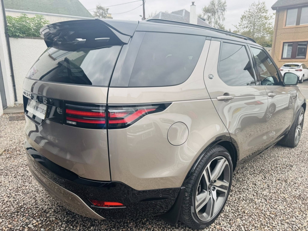 View LAND ROVER DISCOVERY 3.0 D300 MHEV R-Dynamic HSE