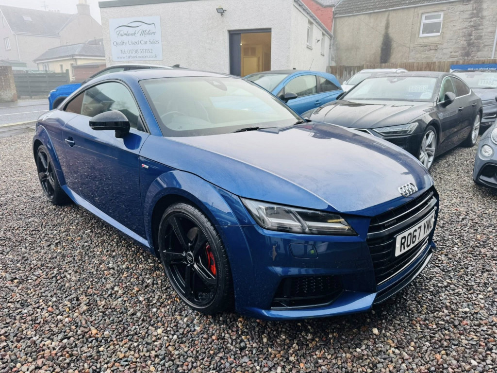 View AUDI TT 2.0 TFSI Black Edition