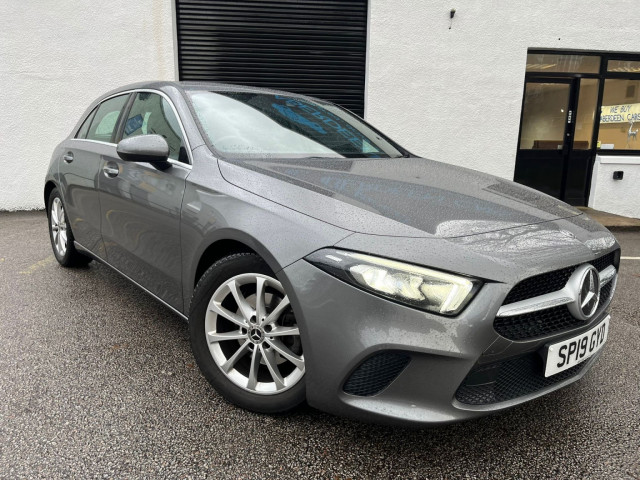 MERCEDES-BENZ A CLASS 1.5 A180d Sport