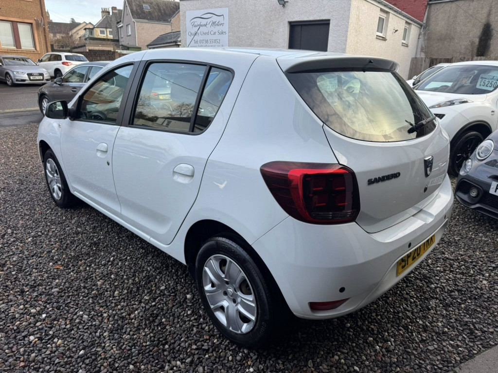 View DACIA SANDERO 0.9 Comfort TCe 90 MY18
