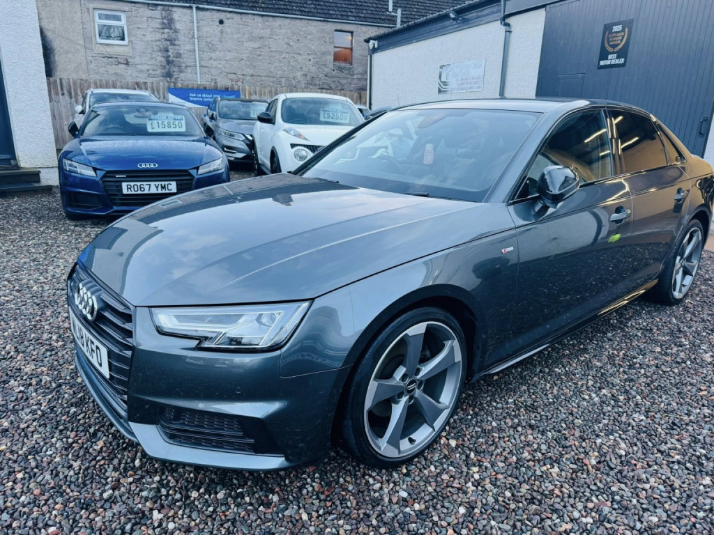 View AUDI A4 2.0 TDI Black Edition