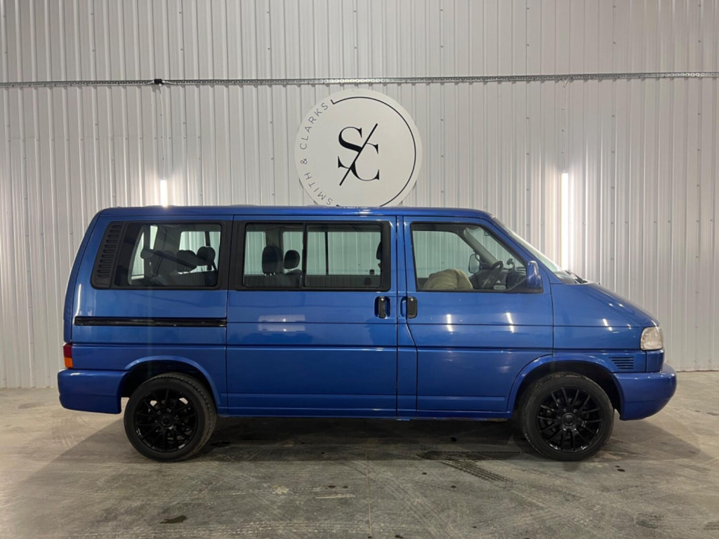 VOLKSWAGEN CARAVELLE