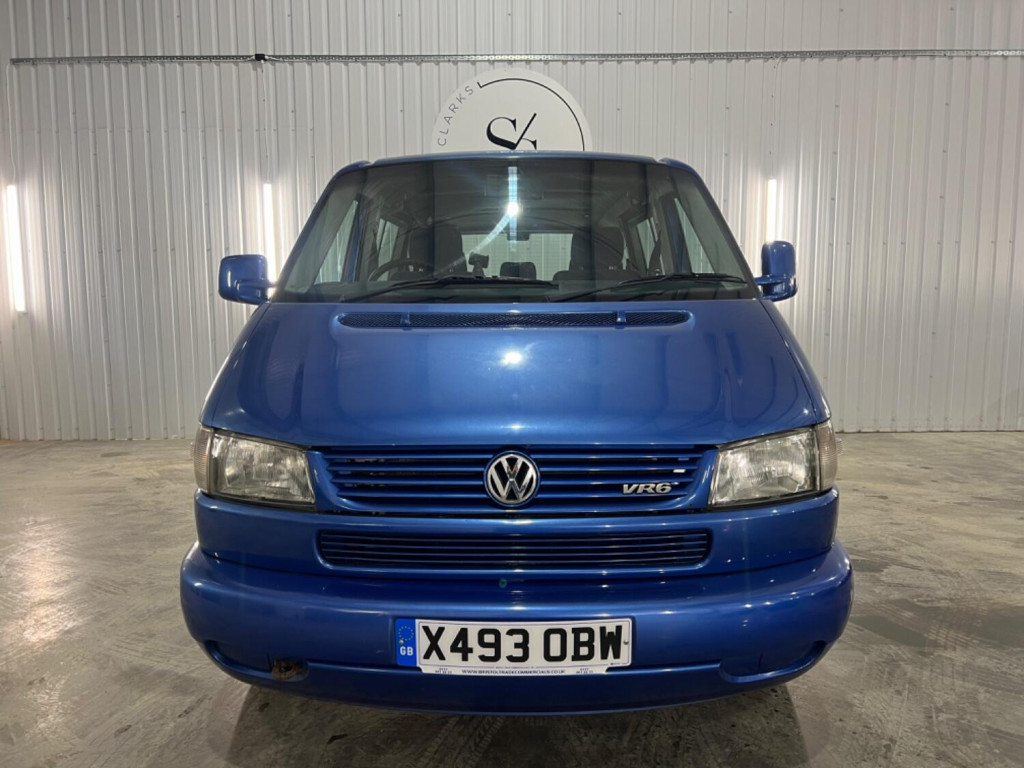 VOLKSWAGEN CARAVELLE