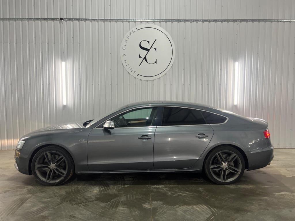 AUDI S5