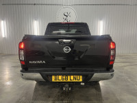 NISSAN NAVARA
