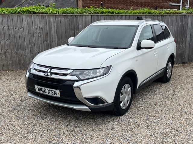 MITSUBISHI OUTLANDER 2.2 DI-D GX1 4Work