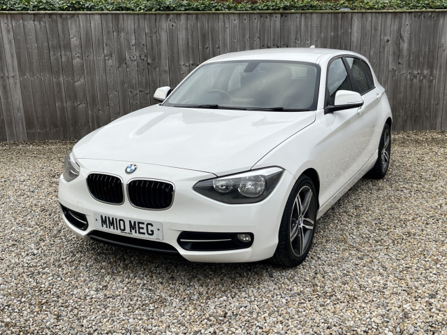 BMW 1 SERIES 2.0 116d Sport 5-door